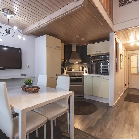 Tintintaival Apartment *